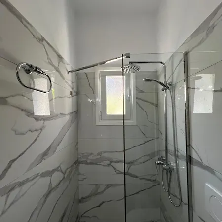 Ek-center Apartment Berat