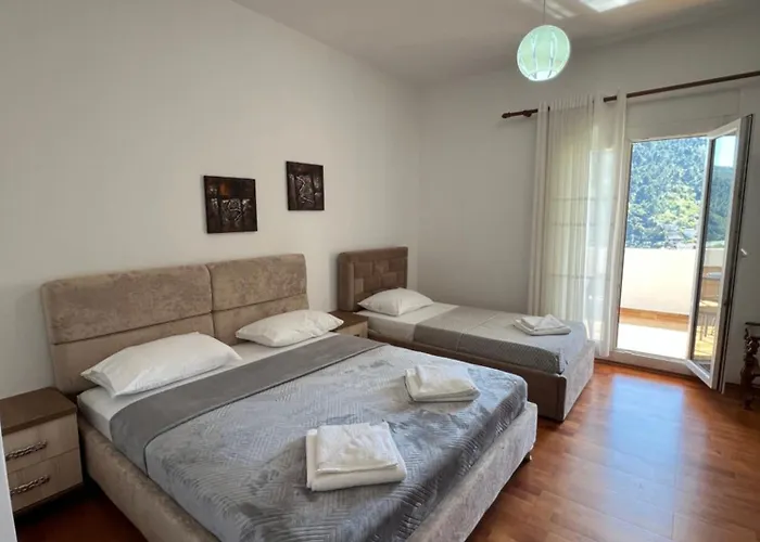 Ek-center * بيرات